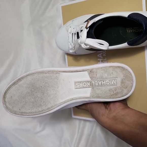 Woman's Michael kors sneakers - Picture 3 of 5